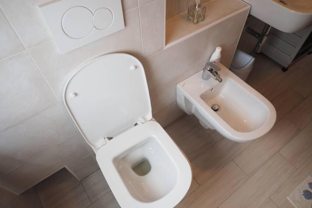 Apartmán La Casa Degli Ospiti Morbegno Exteriér fotografie